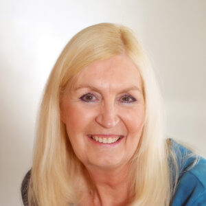 Dr-Yvonne-Kason
